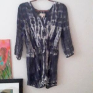 Romper size M